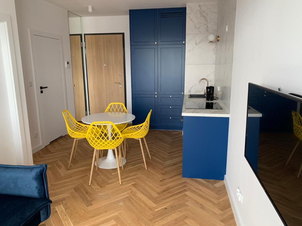 Apartamenty Wola Goleszowska وارسو المظهر الخارجي الصورة