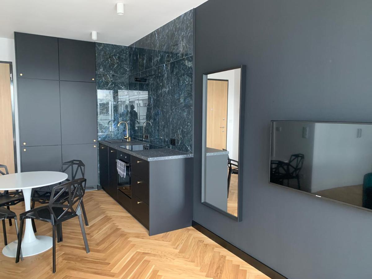 Apartamenty Wola Goleszowska وارسو المظهر الخارجي الصورة
