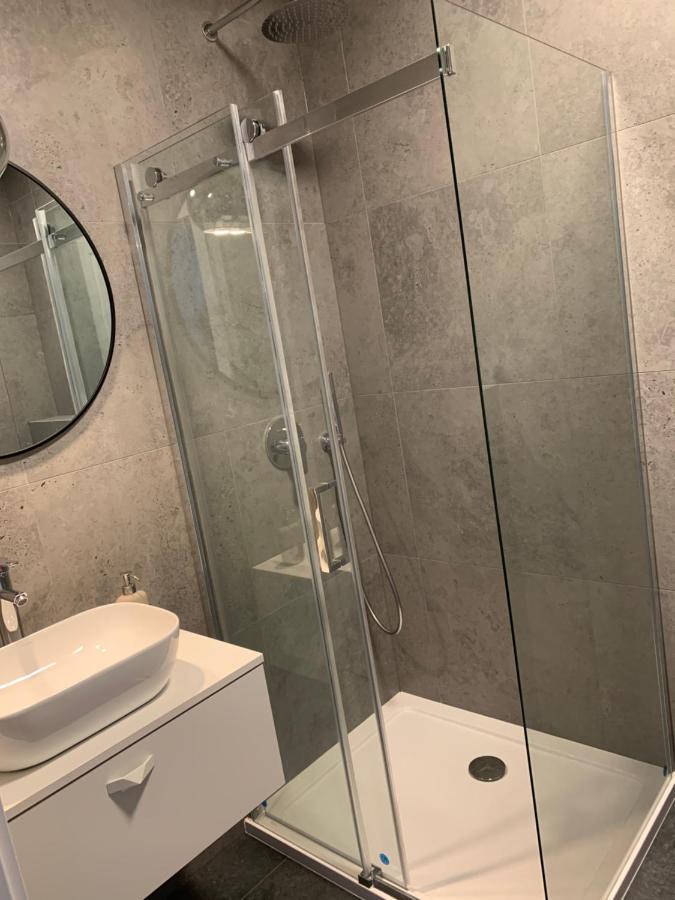 Apartamenty Wola Goleszowska وارسو المظهر الخارجي الصورة